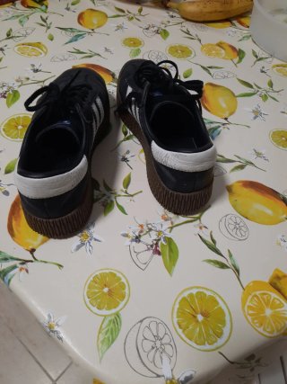 Zapatillas Adidas Samba Chica  talla- 36 2/3