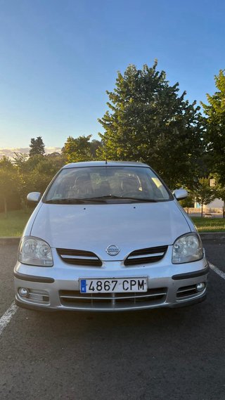 Nissan Almera 2003