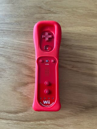 Mando Wii Rojo + Funda Silicona
