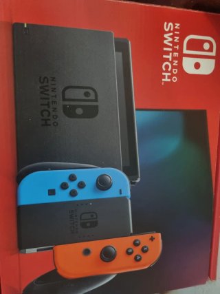 Nintendo Switch Azul y Naranja