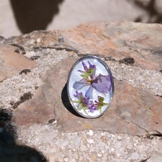 Anillo Flores Moradas Resina