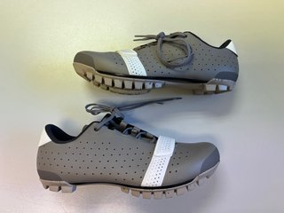 Zapatillas RAPHA EXPLORE SHOES talla 44.