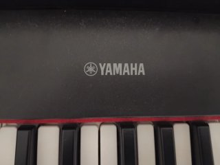Piano Yamaha NP32
