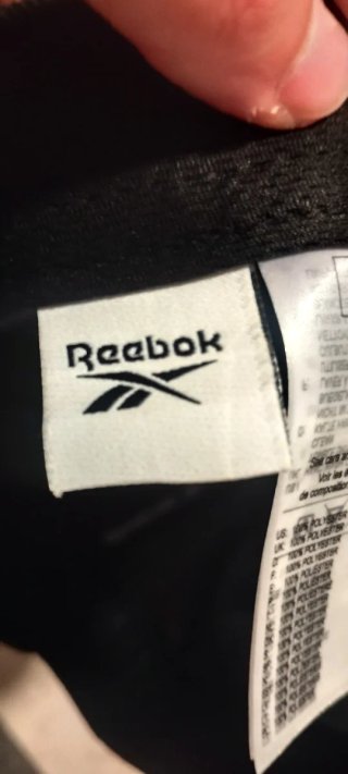 Gorro Reebok Negra Nueva