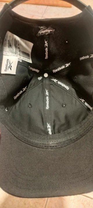 Gorro Reebok Negra Nueva
