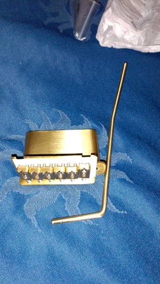 Tremolo Latón para Stratocaster