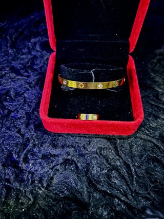 Set Brazalete y Anillo Cartier Trébol Brillante
