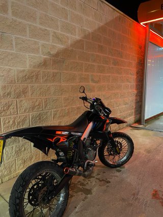 Derbi Senda x-trem Supermotard Negra
