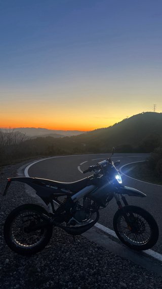 Derbi Senda x-trem Supermotard Negra