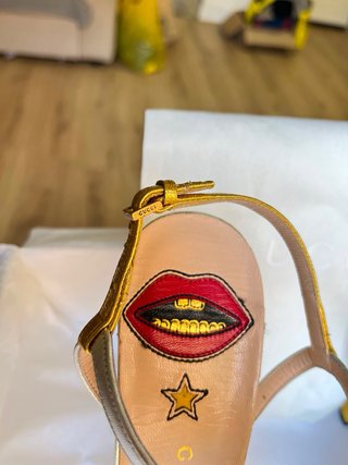 Sandalias Gucci Oro y Plata