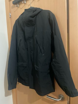Chaqueta H&M Negra Impermeable Hombre