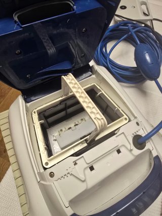 Robot Limpiafondos Dolphin Blue Maxi 20