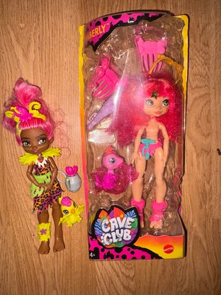 Muñecas Cave Club