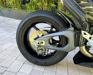 Ducati Panigale V4S Mood Tricolore