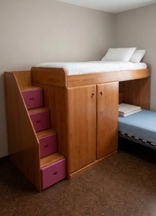 Mueble litera con cajones y armario