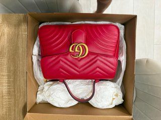 Bolso Gucci Rojo y Dorado