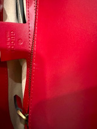 Bolso Gucci Rojo y Dorado