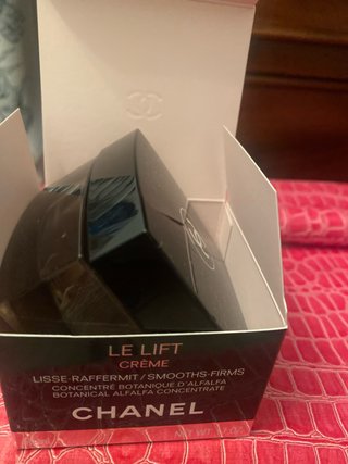 Botes vacíos Chanel Le Lift Crème