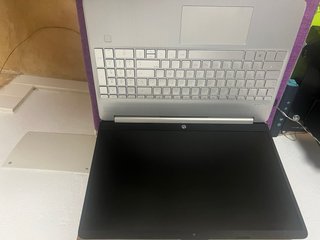Hp computadora portatil. Se retira a domicilio.