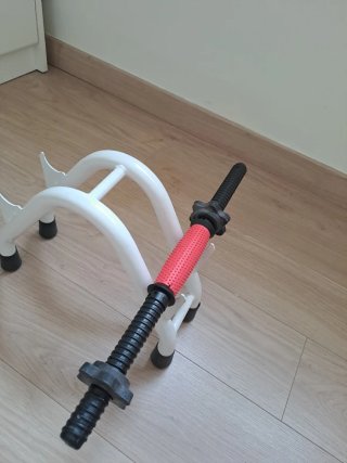 Soporte para pesas + barras para pesas