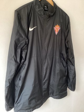Chaqueta Nike Sporting Negra