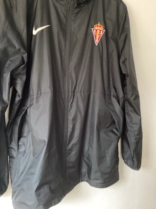 Chaqueta Nike Sporting Negra
