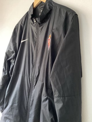 Chaqueta Nike Sporting Negra