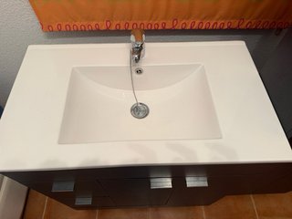 Conjunto mueble baño con grifería