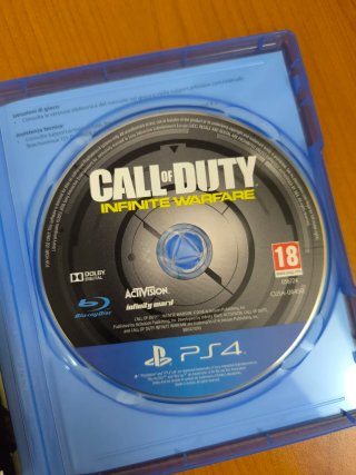 Call of Duty Infinite Warfare Legacy Edition PS4