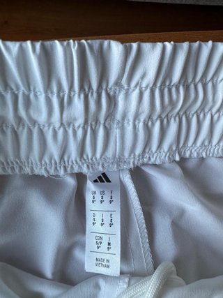 Pantalón corto Adidas blanco