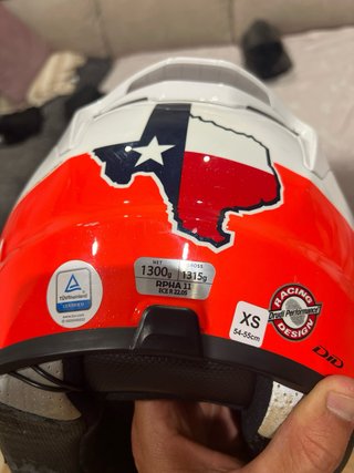 Casco HJC RPHA 11