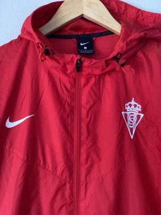 Chubasquero Deportivo Nike Roja Sporting