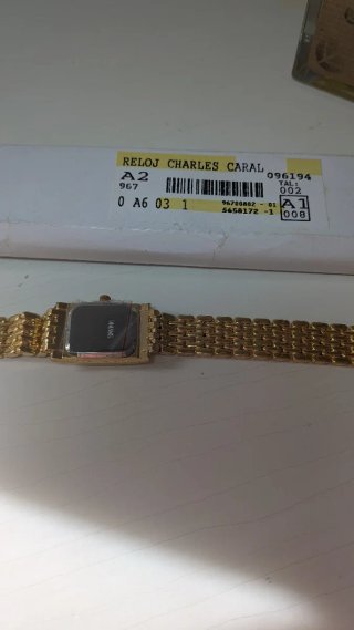 Reloj Charles Caral Dorado