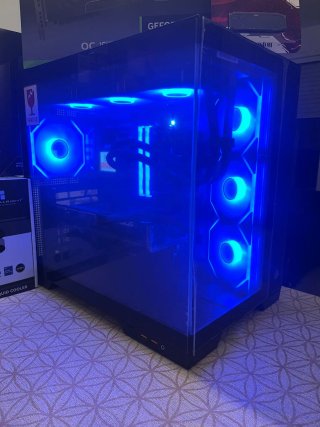 RYZEN 7 9850X3D + RTX 5080 + SSD 1TB + 32GB RAM