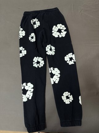 Pantalón chándal Denim Tears negro estampado