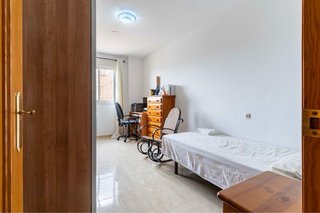 Piso, garaje y trastero zona corte ingles