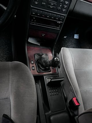 Peugeot 605 1998