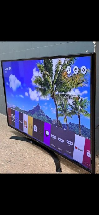 LG Smart TV 65 4K WiFi