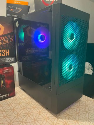 RYZEN 7 5800X + GTX 1660 SUPER  SSD 500GB 16GB RAM