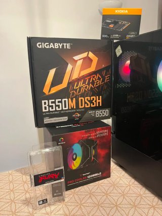 RYZEN 7 5800X + GTX 1660 SUPER  SSD 500GB 16GB RAM