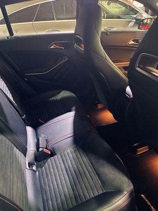 Mercedes-Benz Cla Shooting Brake 180 Amg Line