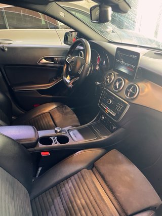 Mercedes-Benz Cla Shooting Brake 180 Amg Line