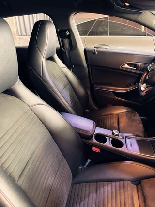 Mercedes-Benz Cla Shooting Brake 180 Amg Line