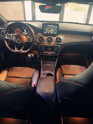 Mercedes-Benz Cla Shooting Brake 180 Amg Line