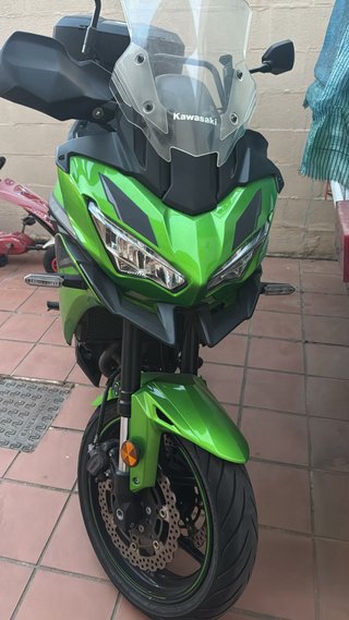 Kawasaki Versys 650 2023 Verde