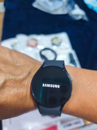 Samsung Galaxy Watch 6 + Accesorios