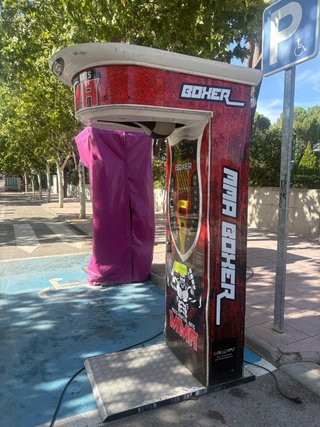 Maquina de puñetazo