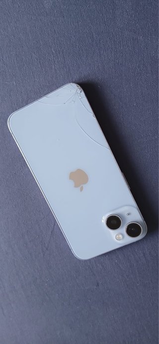 iPhone 14 Blu con schermo rotto