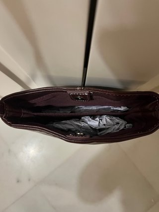 Bolso Pull&Bear burdeo