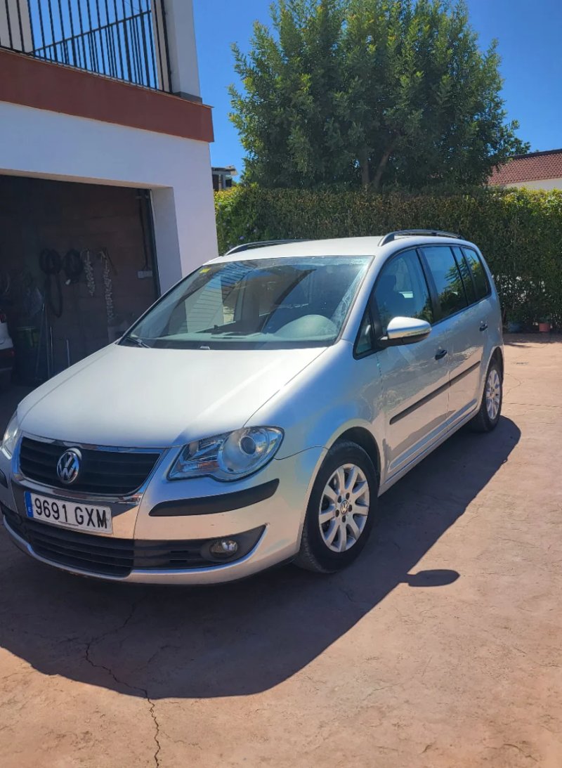 Volkswagen Touran 1.9 TDI Edition Bluemotion 2010